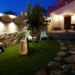Летний дом Entreacebedas Rural&vacaciones, Con Jardin Privado, Barbacoa Y Chimeneas Сеговия