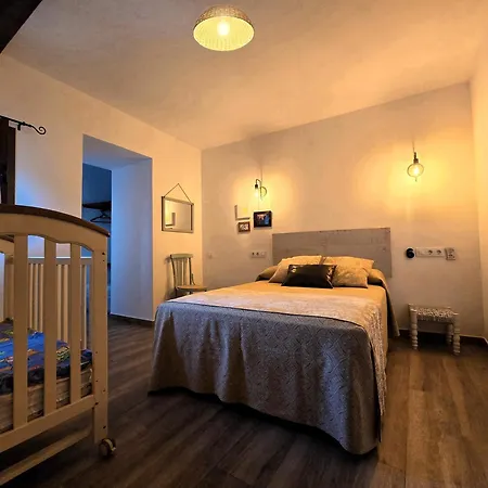 Entreacebedas Rural&vacaciones, Con Jardin Privado, Barbacoa Y Chimeneas