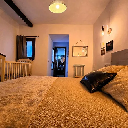 Entreacebedas Rural&vacaciones, Con Jardín Privado Piscina A Un Minuto * Segovia