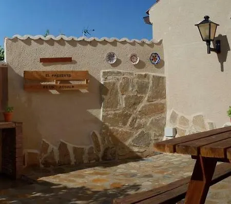 Casa Rural Entreacebedas I Alojamientos Con Jardin, Barbacoa Y Chimeneas I Wifi I Aparcamiento En La Puerta * Segovia