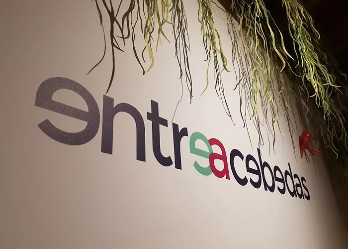 Entreacebedas Rural&vacaciones, Con Jardín Privado Piscina A Un Minuto Casa rural *