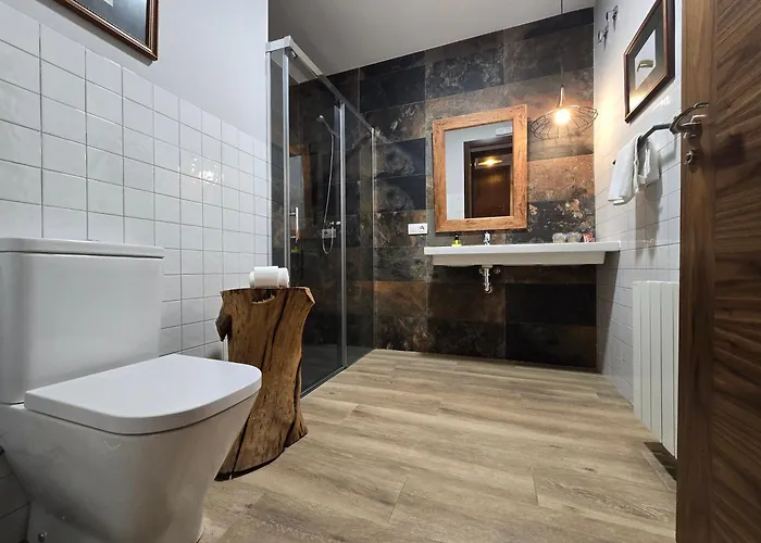 Casa rural Entreacebedas Rural&vacaciones, Con Jardín Privado Piscina A Un Minuto Segovia